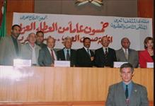 الاعلامية حنان يوسف .. د. محمود مهدى عبد الحليم نائب رئيس تحرير الاهرام سابقا ..د. احمد يوسف ثم احد الضيوف ثم الاعلامى عبد الوهاب قتاية ثم السفير سليمان الشيخ.. و بعض الضيوف