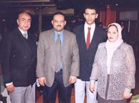 من اليسار محمد كمال ود عبد الولي الشميري وخالد الشيبة وحرمه