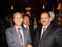 السفير الدكتور الشميري مع سفير كوريا الشمالية جانغ ميونغ سونغ 22 مايو 2006م