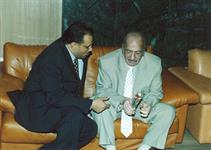 الكاتب الكبير محفوظ عبد الرحمن في حوار مع السفير د عبد الولي الشميري