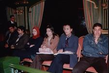 جانب من حضور الاعلاميات والصحفيات وتظهر الاعلامية فاطمة ياسين الثانية من اليمين