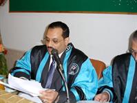 د. الشميري يقوم بمناقشة الدكتوراه للباحثة المصرية/حسناء سعد - 19-2-2006م