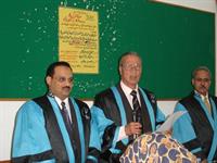د. الشميري يقوم بمناقشة الدكتوراه للباحثة المصرية/حسناء سعد في المنصورة مع الدكتور محي الدين عبد الحليم- 19-2-2006م