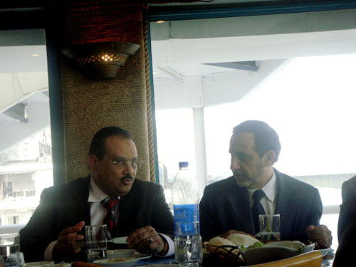 الدكتور الشميري يستقبل وزير التجارة والصناعة اليمني