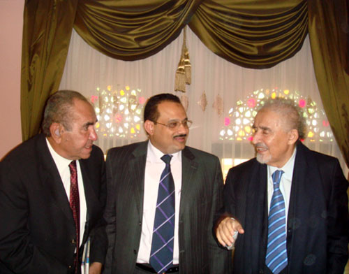 السفير د. الشميري يقيم حفل استقبال للشيخ عبدالله بن حسين الأحمر